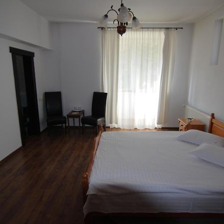 Vila Carpathia Bran  Chambre photo