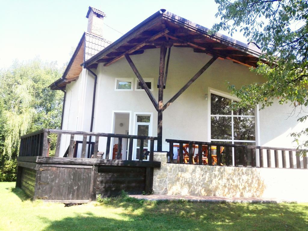 Vila Carpathia Bran  Extérieur photo