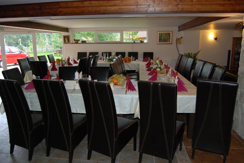 Vila Carpathia Bran  Extérieur photo